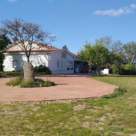El Condado Casa Rural Fuentes de Onoro Екстериор снимка