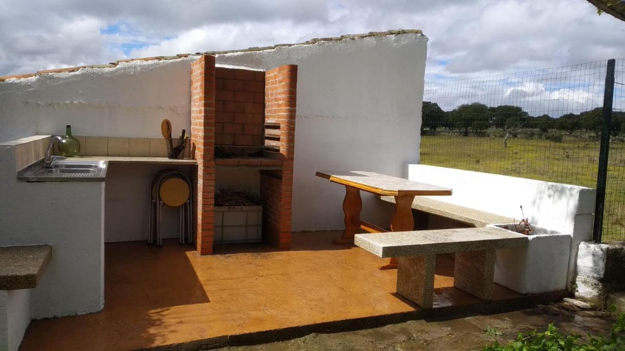 El Condado Casa Rural Fuentes de Onoro Екстериор снимка