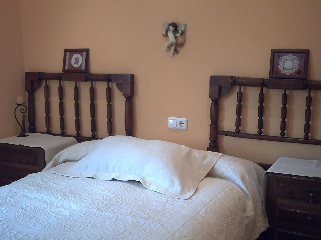 El Condado Casa Rural Fuentes de Onoro Стая снимка